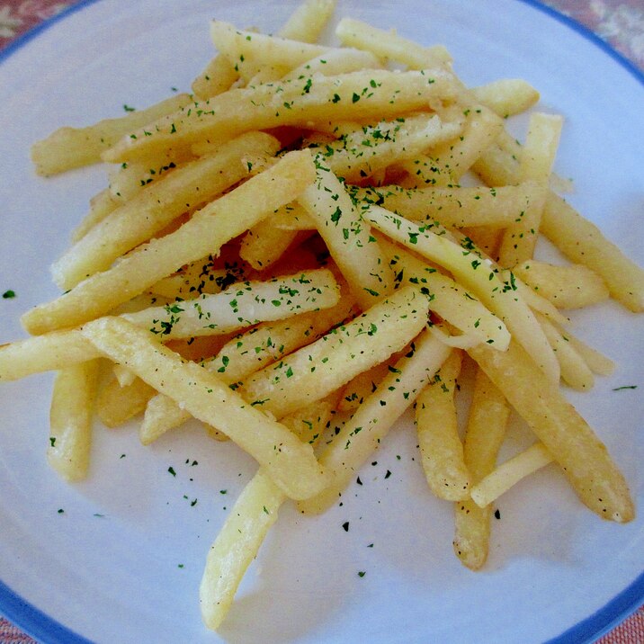 りんごと冷凍ポテトの炒め物